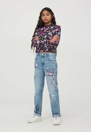 Terranova CON GRAFFITI - Jeans a sigaretta - blu denim medio