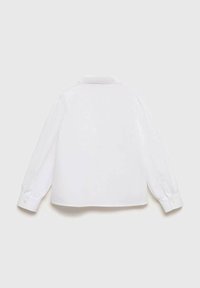 Valkoinen pitkähihaisa paita, jossa on kauluskotka, nappihihansuut ja normaali istuvuus. Suunnittelu on siisti ja pinta sileä, ilman näkyviä kuvioita.