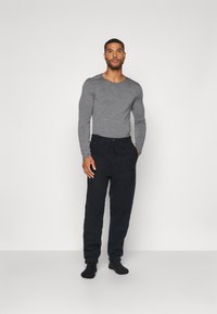 Burton CINDER - Joggebukse - true black