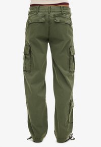 Superdry & Co STRAIGHT - Cargobroek - thyme green
