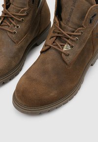 Panama Jack AMUR GTX - Botines con cordones - brown