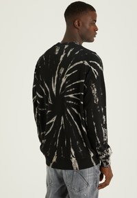 CHASIN' VULCAN - Bluză de molton - black