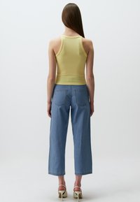 Jimmy Key SLIM FIT HALTER NECK BASIC - Top - yellow