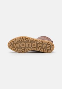 WONDERS Stivaletti con plateau - cognac