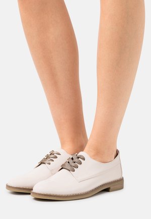 Derbies - cream