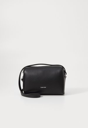 Calvin Klein REFINE CAMERA BAG - Sac bandoulière - black