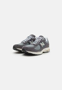 New Balance Sneakers - grey