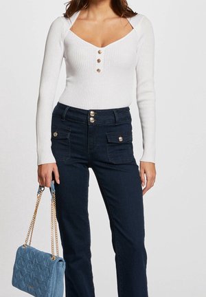 Sweter