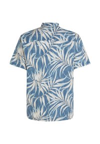 Camisa de manga corta con un fondo azul y patrones de hojas blancas. Fabricada en una tela ligera, con un cuello estándar y un corte holgado.