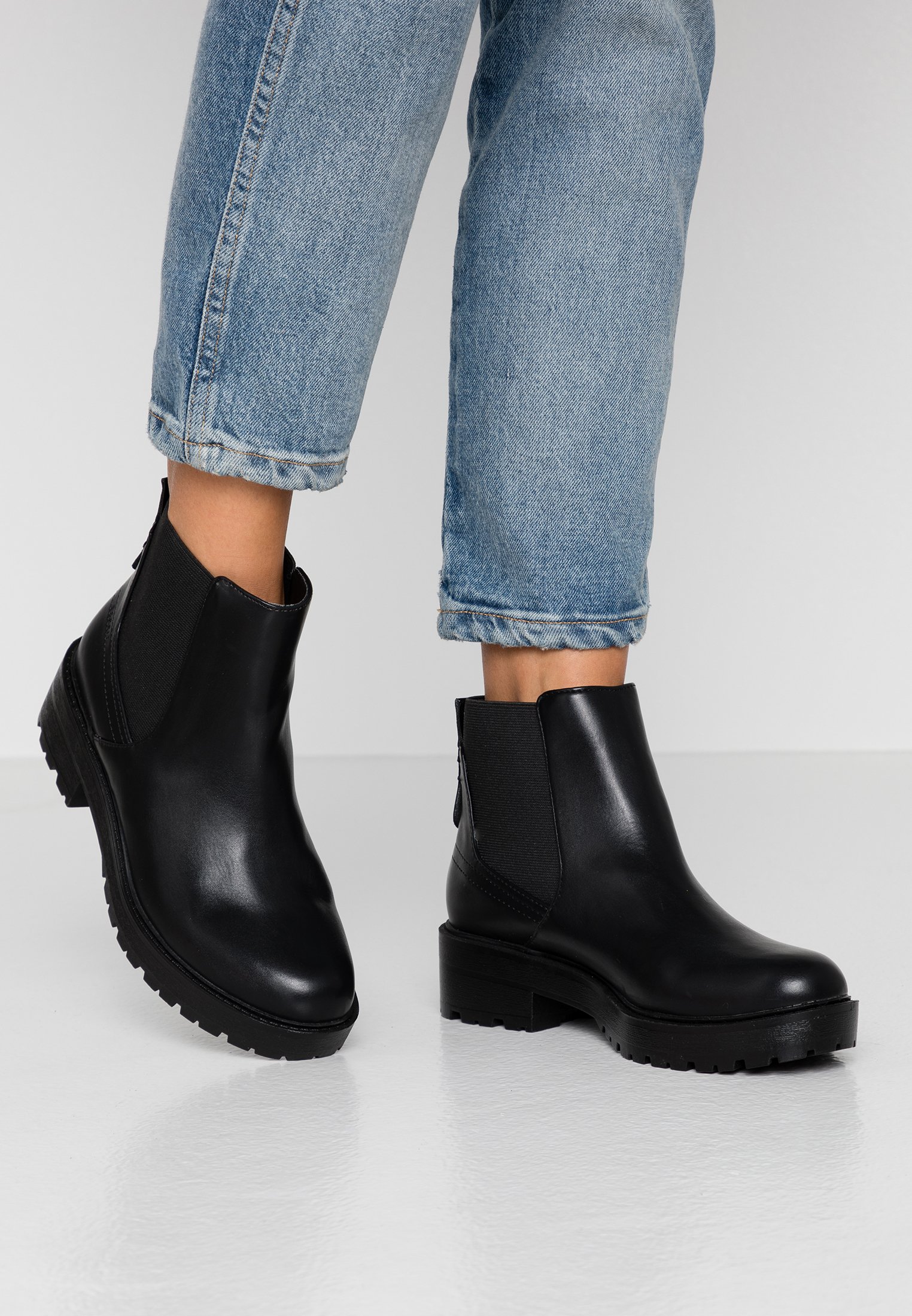 Esprit CATIA CHELSEA Korte laarzen blackZwart Zalando.nl Esprit CHELSEA BOOTIE Korte laarzen blackZwart Zalando.nl