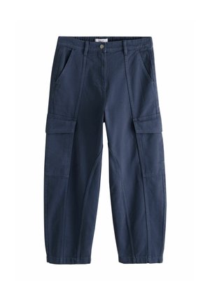 Marineblaue Cargohosen mit Seitentaschen, Klappentaschen an den Oberschenkeln, Gürtelschlaufen und einem Knopf- und Reißverschluss.