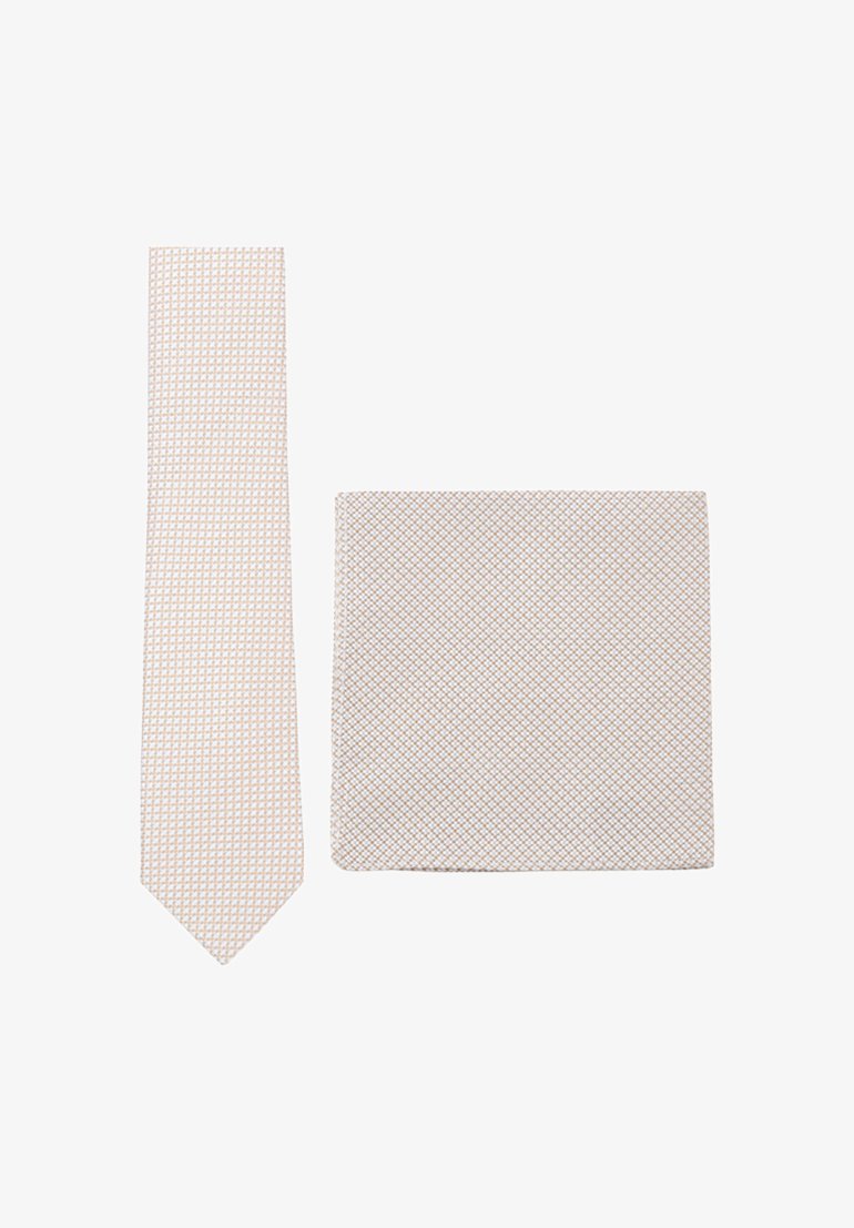 Texturierte Krawatte und Einstecktuch-Set in hellbeige mit einem filigranen Rautenmuster, das in Orange umrandet ist. Beide Artikel sind mit einer glatten Oberfläche versehen.