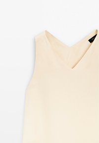 Thumbnail Image 9