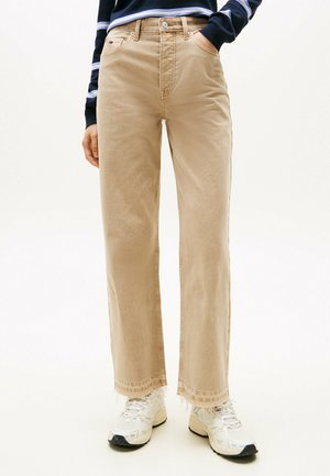 Beige wijde jeans met een gefronst zoom, gemaakt van een katoenmix. Voorzien van vijf zakken en contrasterende stikseldetails.