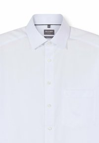 Weißes Hemd mit klassischem Kragen, ausgestattet mit einer Brusttasche und subtiler Textur. Hergestellt aus weichem Stoff, der für Komfort sorgt.