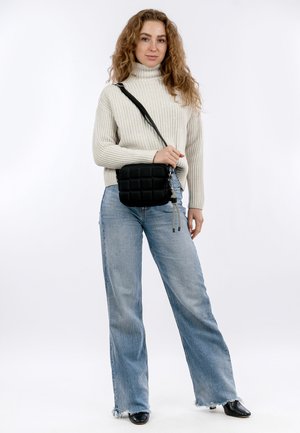 UMHÄNGE JANCY - Cross body bag - black