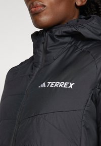 Adidas Terrex TERREX MULTI SYNTHETIC INSULATED HOODED JACKET - Outdoorjas - black