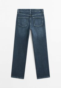 Dunkelblaue Jeans mit geradem Bein, von hinten gezeigt, mit zwei hinteren Taschen und Gürtelschlaufen am Bund.