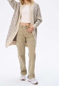 blue shadow Chaqueta de punto - beige