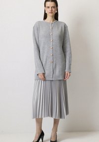 Δεν επιλέχθηκε, grey