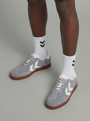 Hummel VM78 CPH SP - Kézilabdacipő - alloy