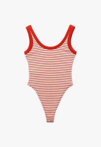 Bañador de una pieza a rayas rojas y blancas con escote redondeado, tirantes anchos y espalda muy alta. Fabricado con tejido elástico.