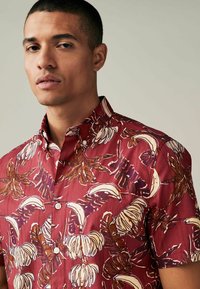 Next SHORT SLEEVE REGULAR FIT - Majica - red