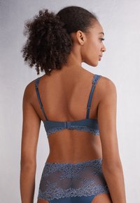 Intimissimi SOFIA IN PRETTY FLOWERS - Beugel BH - blau j lapis blue
