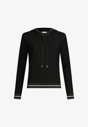 Felpa nera con strisce verticali argento, maniche lunghe, cappuccio con cordini e orlo inferiore testurizzato a contrasto. Leggera lucentezza metallica.