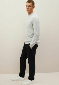 Next SLIM FIT PREMIUM - Chino hlače - navy blue