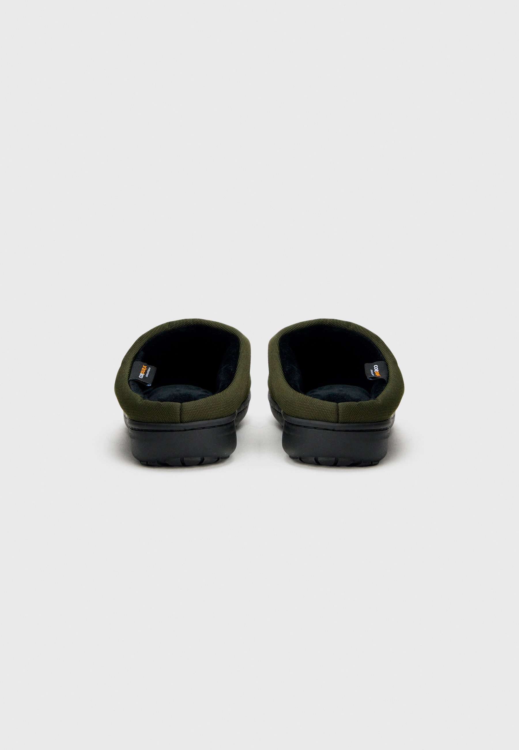 Carhartt WIP CORDURA® UNISEX - Pantuflas - olive/verde oliva