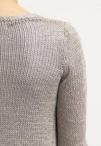 Aaiko Strickjacke - mottled grey