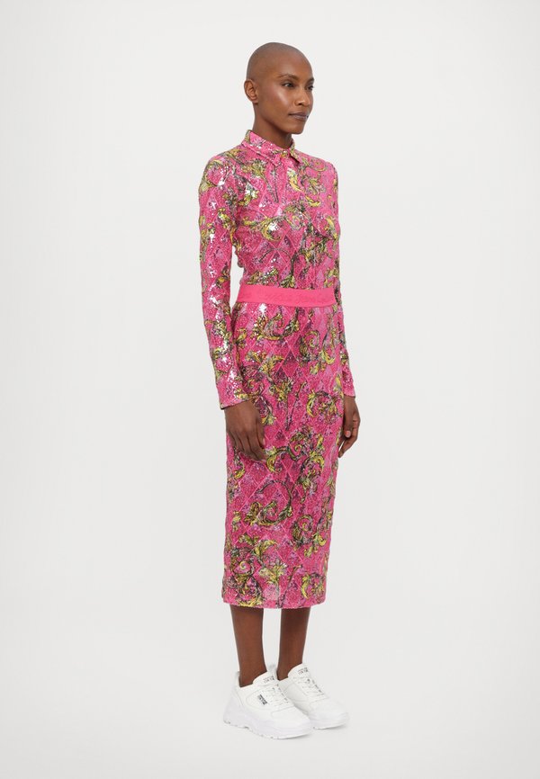 Pencil skirt - rosa3