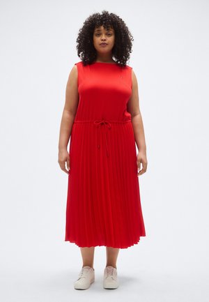 Tommy Hilfiger Curve CURVE PLEATED SLEEVELESS SLIM MIDI DRESS - Freizeitkleid - fireworks