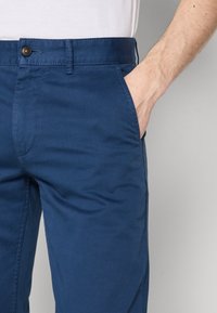 BOSS SLIM - Pantaloni chino - dark blue fourteen