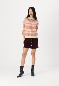 YAS YASCHRISNA - Maglione - meerkat/chrisna