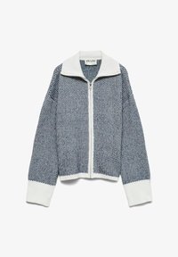 Valimata, snow white