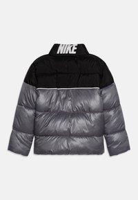 Nike Sportswear COLORBLOCK PUFFER - Winterjas - black