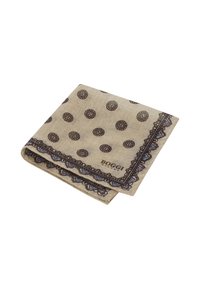 Beige mönstrad fickfäste med bruna prickar och intrikata blå och bruna kantdetaljer. Tyget har en slät, mjuk textur.