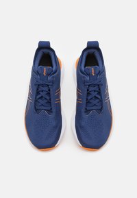 ASICS NIMBUS 25 - Chaussures de running sur route - deep ocean/bright orange