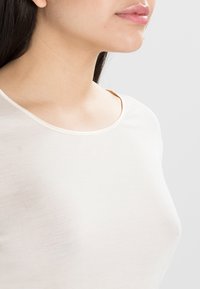 Hanro PURE SILK  - Koszulka do spania