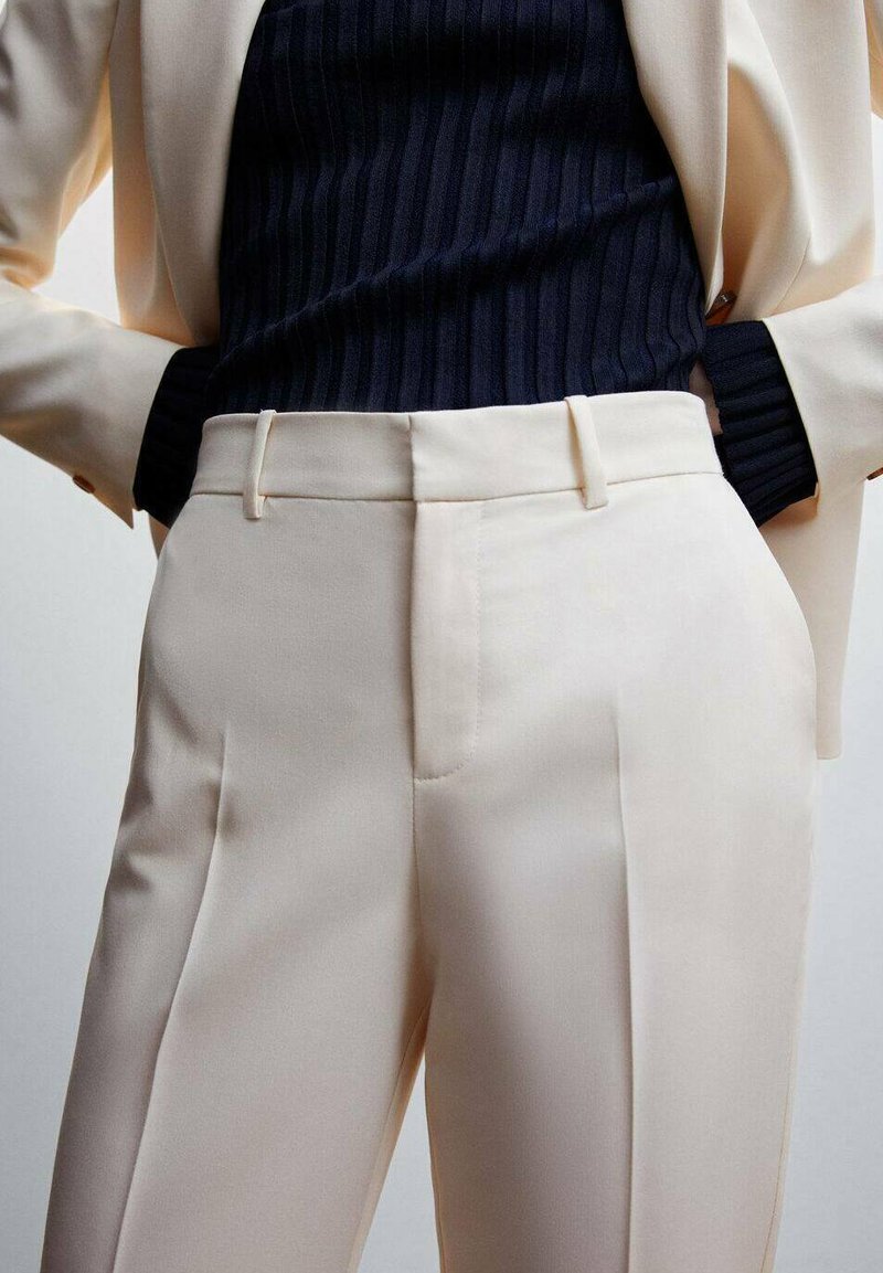 Mango BOREAL - Stoffhose - ecru/offwhite - Zalando.de