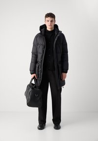 Colmar Originals MENS - Dūnu mētelis - black