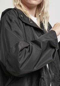 Urban Classics Veste imperméable - schwarz