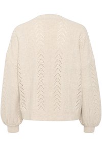 Pletený krémový svetr s nabíranými rukávy, zdobený chevronovým perforovaným vzorem a žebrovanými manžetami, který nabízí volný, texturovaný vzhled.