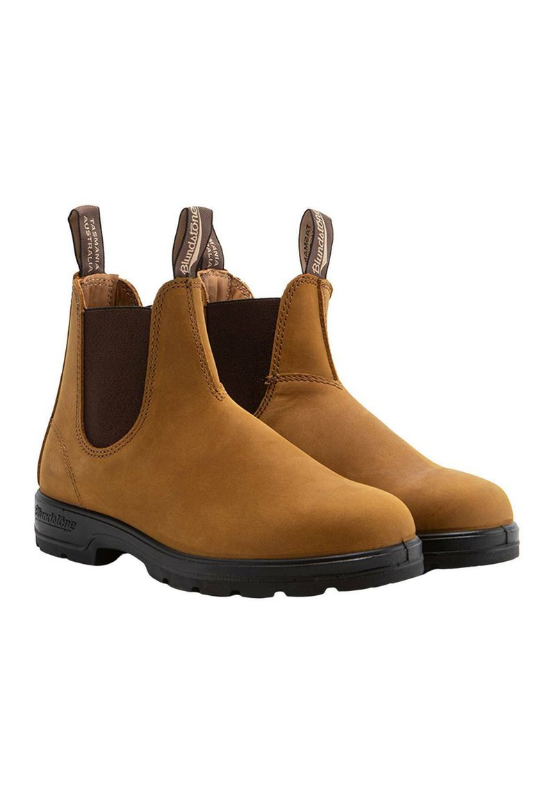 brown blundstone boots