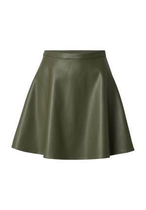 Olijf groene nepleren A-lijn rok met een gladde textuur, strakke taille en uitlopende zoom, met nette stiksels en zonder extra versieringen.