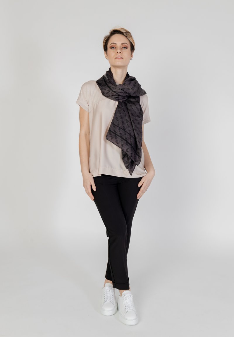 Guess Sciarpa AW8653SIL90