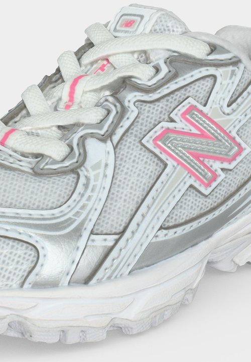 New Balance 740 UNISEX - Baby shoes - silver-coloured metallic/signal pink — foto 7