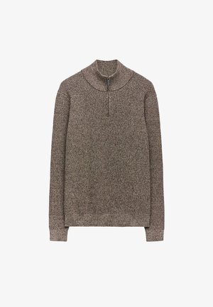 Bruine, langmouw pullover trui met een halve rits en hoge kraag. Textuurgebreide stof met een subtiel patroon en geribde boorden.